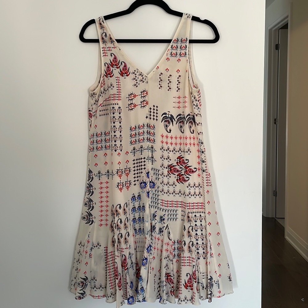 Club Monaco 100% silk dress
